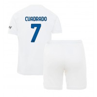 Camiseta Inter Milan Juan Cuadrado #7 Visitante Equipación para niños 2023-24 manga corta (+ pantalones cortos)